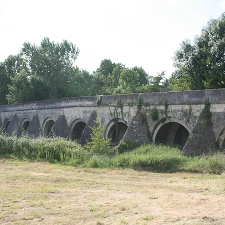 Apartment Les Nuits D'aldearde Airvault