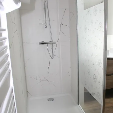 Les Nuits D'aldearde Apartamento Airvault