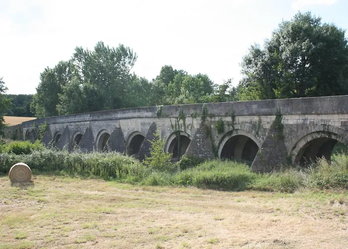 Apartment Les Nuits D'aldearde Airvault