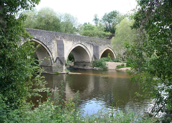 Les Nuits D'aldearde Apartment