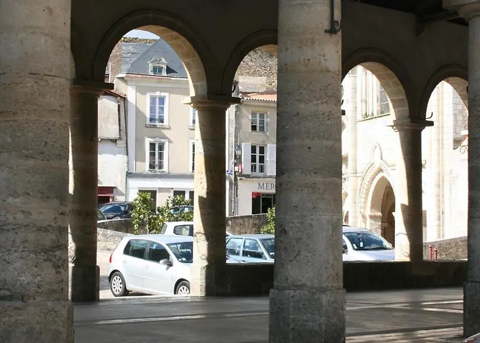 Les Nuits D'aldearde Apartment Airvault