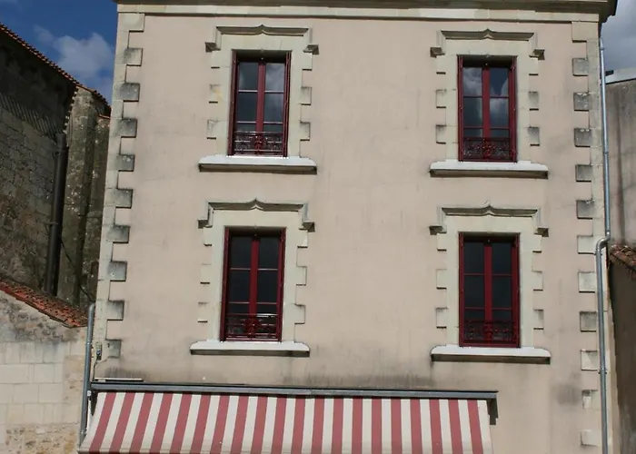 Les Nuits D'aldearde Apartment